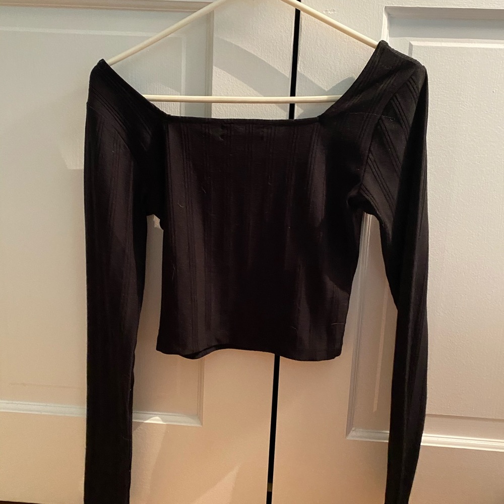 Black urban outfitters long sleeve - Picture 2 of 3